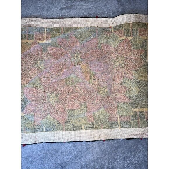 Christmas Poinsettia Hand Hooked Runner Rug 31" x 20" - Picture 10 of 12